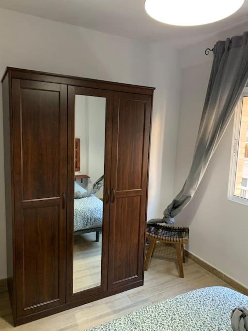 Ideal Apartamento En El Barrio De Las Delicias マラガ エクステリア 写真