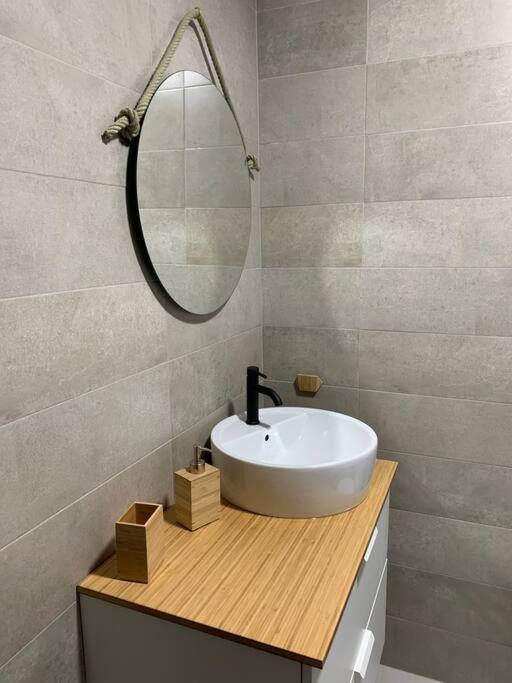 Ideal Apartamento En El Barrio De Las Delicias マラガ エクステリア 写真