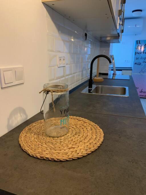 Ideal Apartamento En El Barrio De Las Delicias マラガ エクステリア 写真